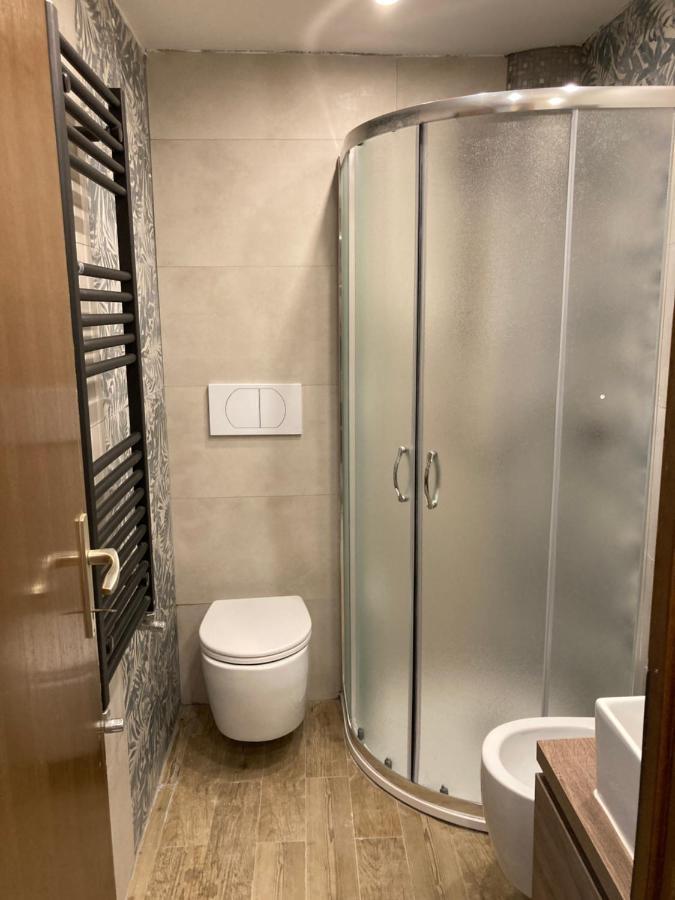 메차나 Marisole Apt Lago Rotondo 아파트 외부 사진